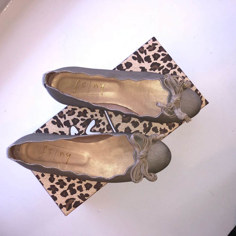 French soles NY ballet bow flats